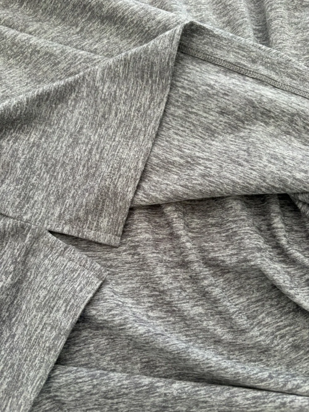 Nike Women's Dri-FIT Quarter-Zip Running Pullover Heather Gray Thumbholes Size L
